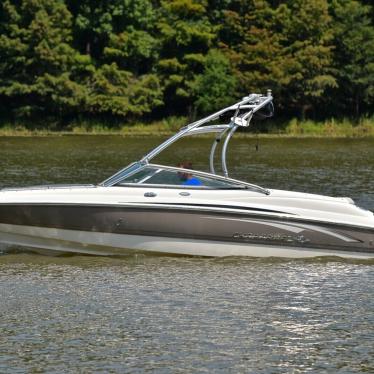 2007 Chaparral 210 wake