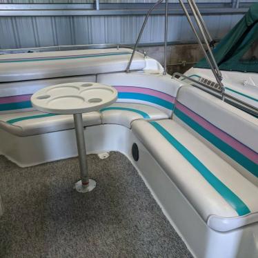 Rinker Flotilla III 1994 for sale for $500 - Boats-from-USA.com