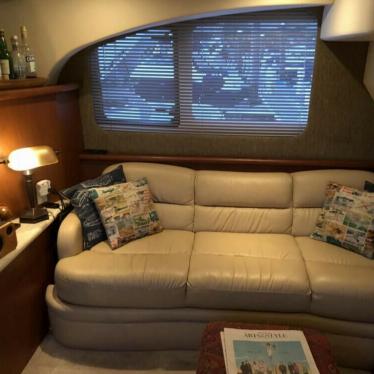 2004 Silverton 35 motor yacht