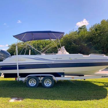 2012 Hurricane sundeck sport 231