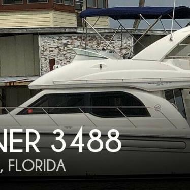 2001 Bayliner 3488 command bridge