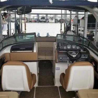 2015 Sea Ray 250 slx