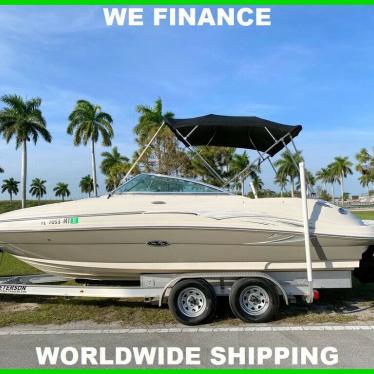 2005 Sea Ray 220 sundeck