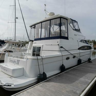 2001 Carver 444 cockpit motor yacht