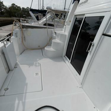 2001 Carver 444 cockpit motor yacht