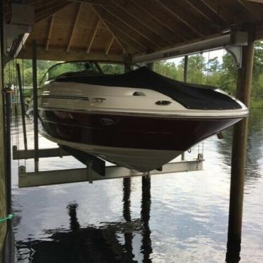 2006 Sea Ray 220 sundeck