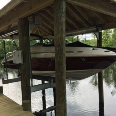 2006 Sea Ray 220 sundeck