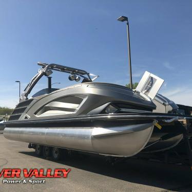 2019 Bennington 25 qx sport with 300! huge marine clearance sale!