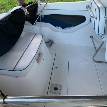 1996 Sea Ray 215 express cruiser