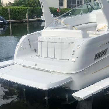 1999 Crownline 290cr