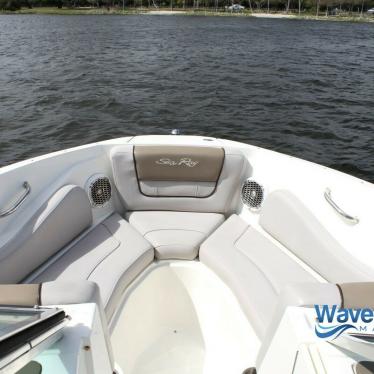 2012 Sea Ray 230 slx