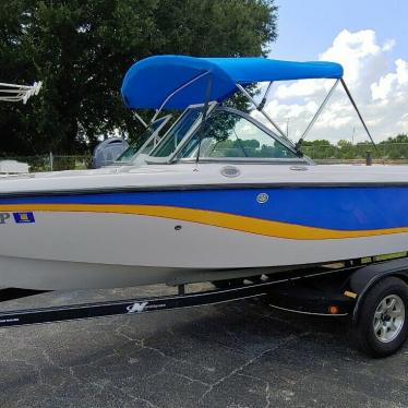 2004 Nautique 210 supersport