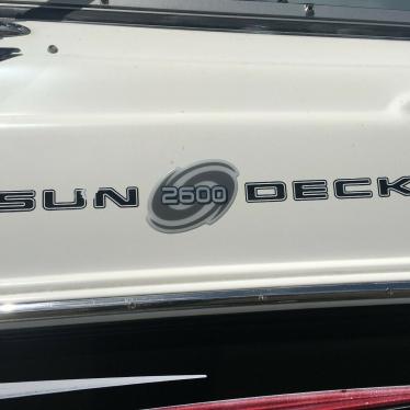 2011 Hurricane 2600 sun deck