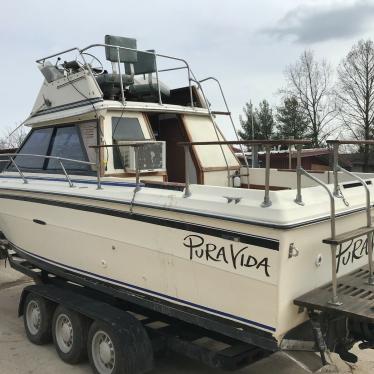 1978 Sea Ray 24 flybridge