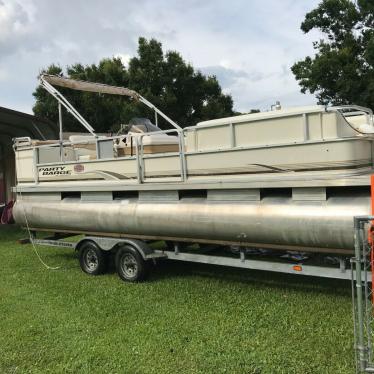 2001 Tracker tracker party barge