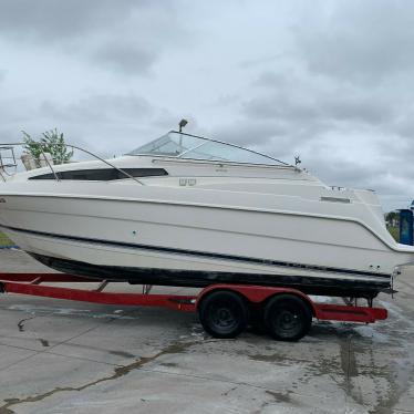 1997 Bayliner cierra