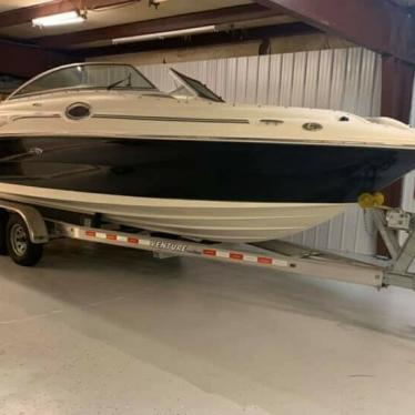 2004 Sea Ray sundeck