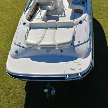 2005 Four Winns 250 br