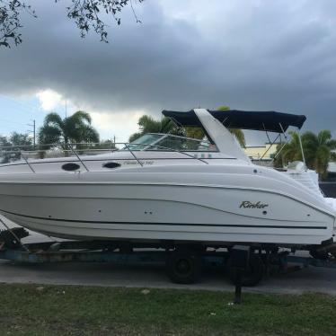 2004 Rinker 342 fiesta vee