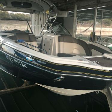 2011 Yamaha 242 limited s