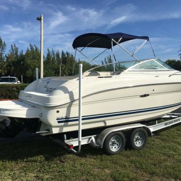 2005 Sea Ray 225 weekender