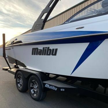 2017 Malibu wakesetter 25 lsv