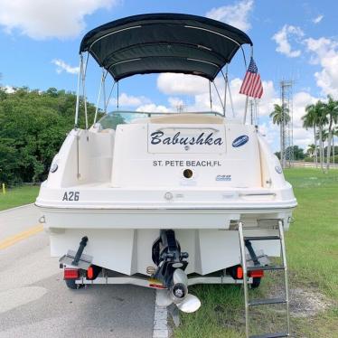 2010 Sea Ray 240 sundancer