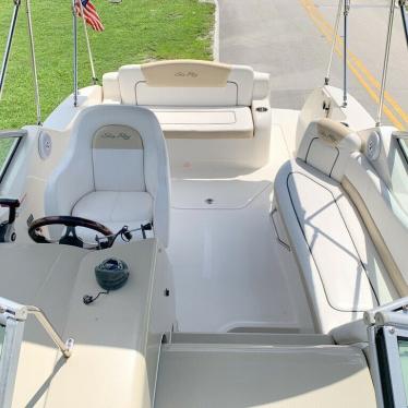 2010 Sea Ray 240 sundancer