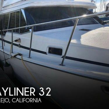 1989 Bayliner 32