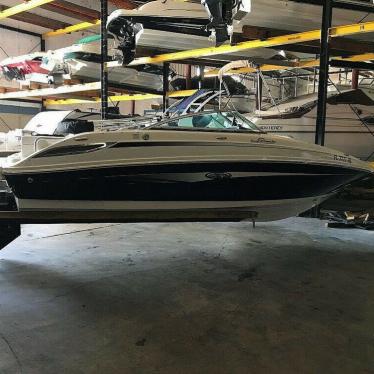 2010 Sea Ray 220 sundeck