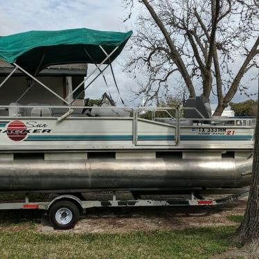 1995 Sun Tracker fishin barge 21