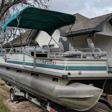 1995 Sun Tracker fishin barge 21