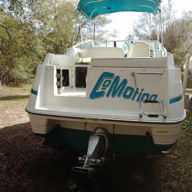 Bombardier Celebrity 265 1996 for sale for $2,800 - Boats-from-USA.com