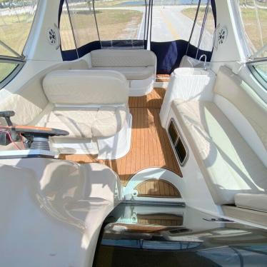 2004 Larson cabrio 290 mid cabin