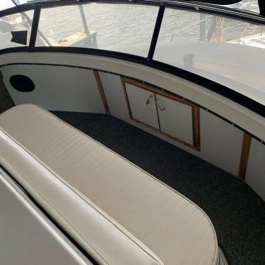 1989 Carver 3807 aft cabin