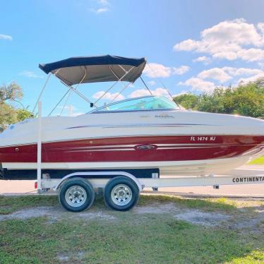 2007 Sea Ray 220 sundeck