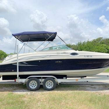 2006 Sea Ray 240 sundeck