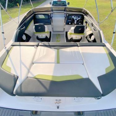 2014 Four Winns sundowner 215 rs series