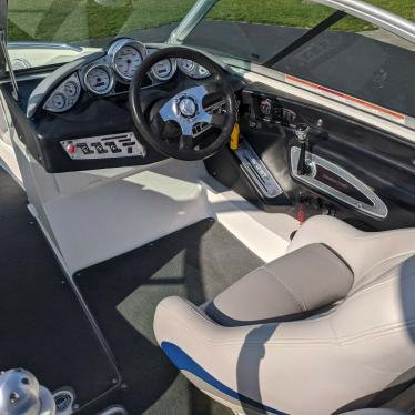 2007 Mastercraft prostar 214