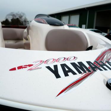 2001 Yamaha ls2000