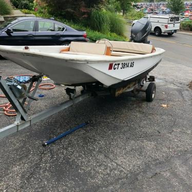 1986 Boston Whaler runabout