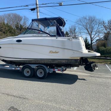 2003 Rinker 250 fiesta vee