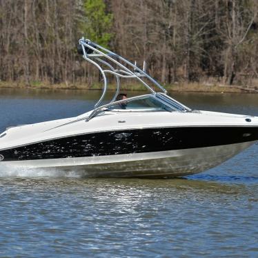 2007 Sea Ray 210 select