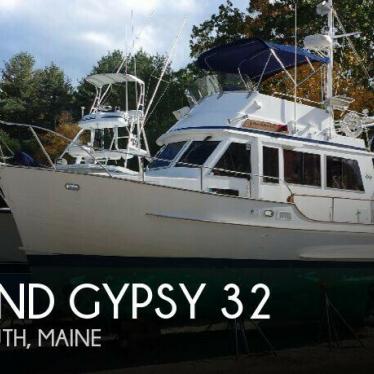 1994 Island Gypsy 32 sedan trawler