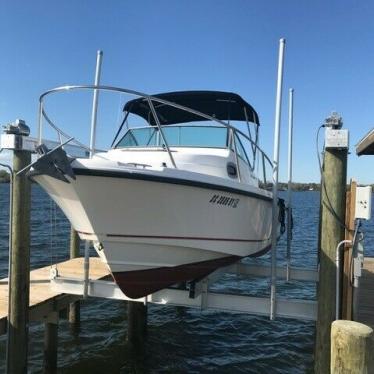 2006 Boston Whaler boston whaler 205 conquest