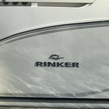 2006 Rinker 390 express cruiser