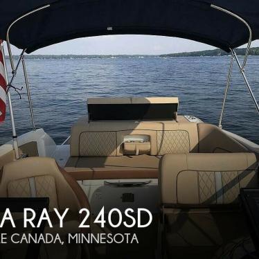 2017 Sea Ray 240sd