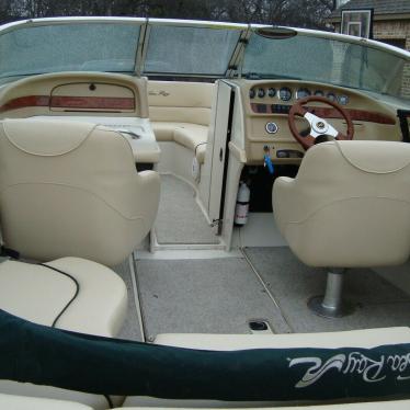 1999 Sea Ray 230