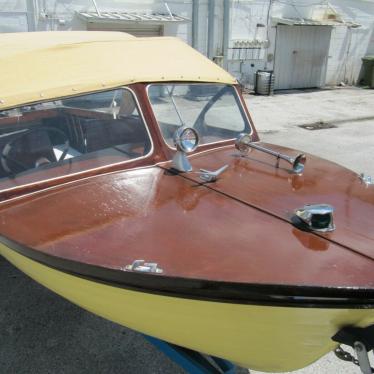 1952 Thompson runabout