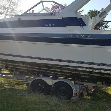 1986 Bayliner 2650